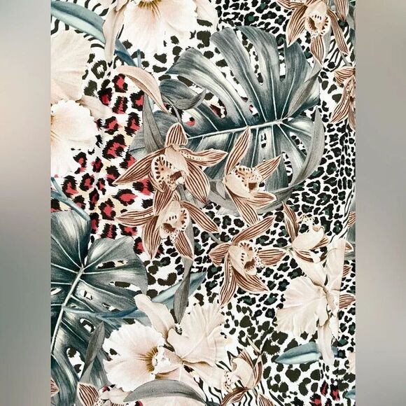 Lita by Ciara Wide Leg Animal Print Floral Pants 100% Viscose Size Medium - Picture 3 of 10